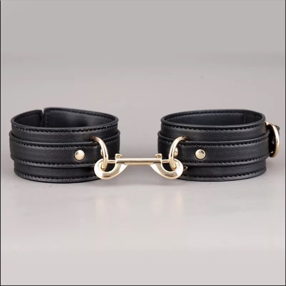 Waist belt, thigh Cuff, Wrist -ankle restraints, knight mask collar leash, case - Picture 4 of 5